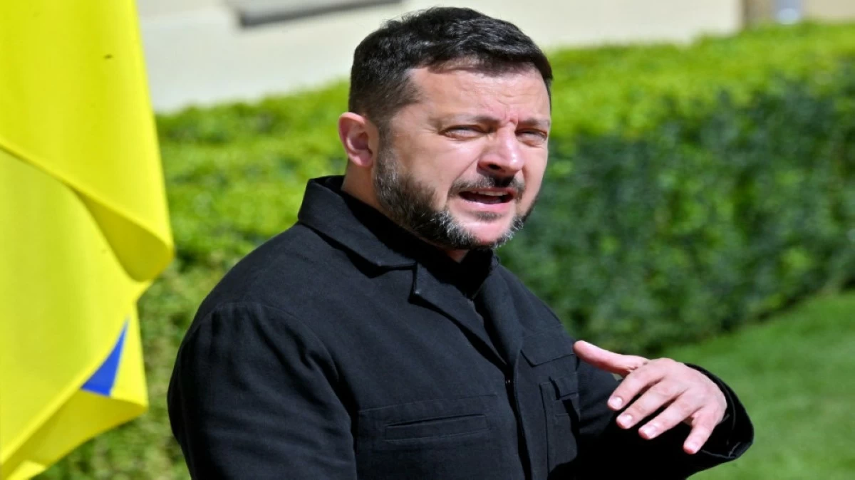 زيلينسكي: كوريا الشمالية تستعد لنشر 10 آلاف جندي في روسيا