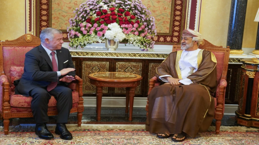 الملك وسلطان عُمان يبحثان هاتفيا المستجدات الإقليمية