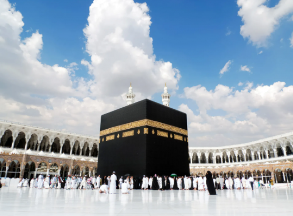 هل سيؤدي تعامد الشمس على الكعبة في يوم عرفة إلى حرارة قياسية؟