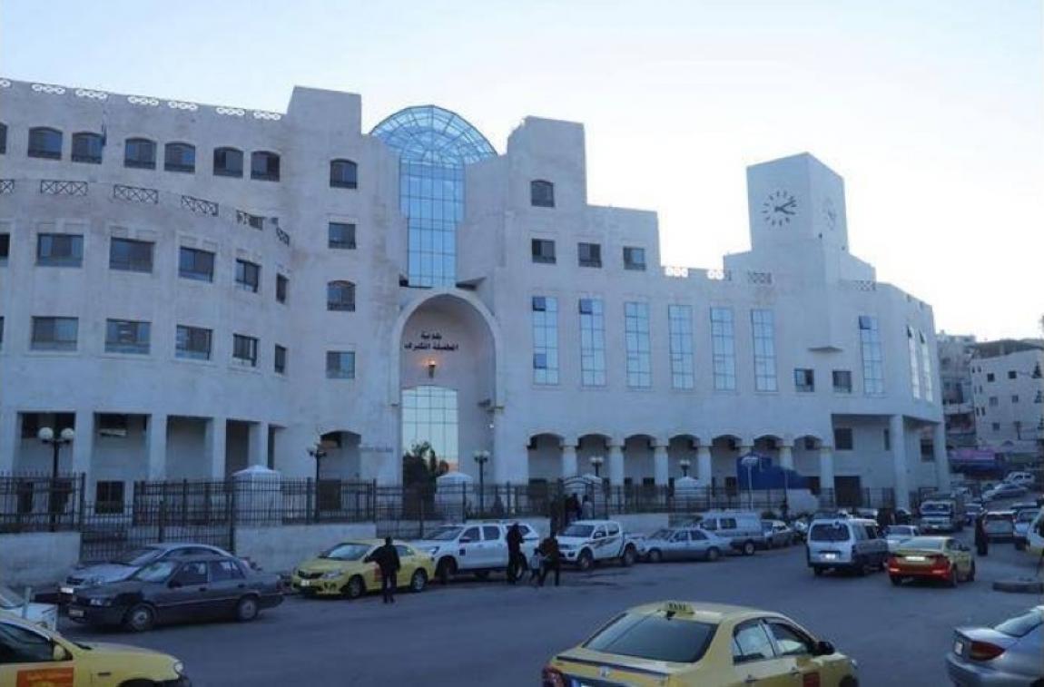 بلدية الطفيلة: استئناف خدمات النظافة وصرف مستحقات العمل الإضافي قريباً