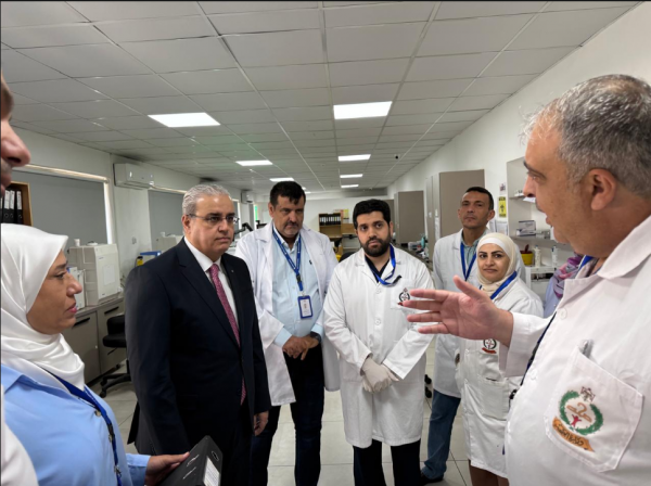 البدور من المختبرات الرئيسية: إيجاد موقع جديد  ..  وتوفير المواد الناقصة