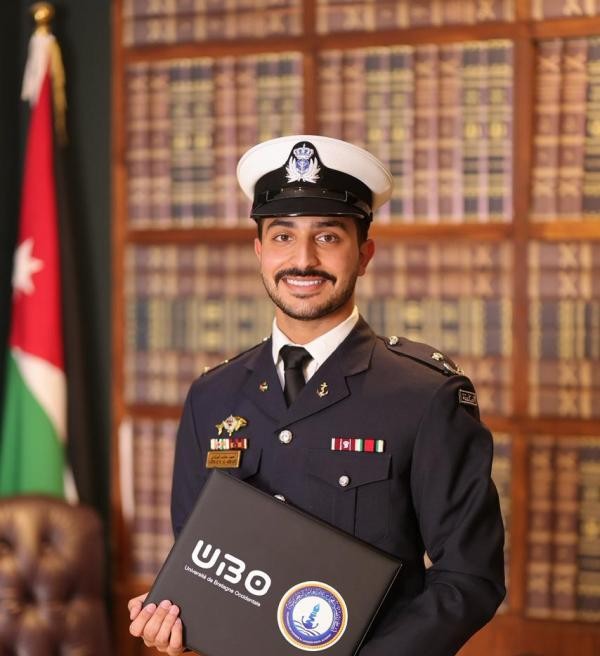 الشبلي يحصد المركز الأول في العلوم والعمليات البحرية من جامعة UBO الفرنسية