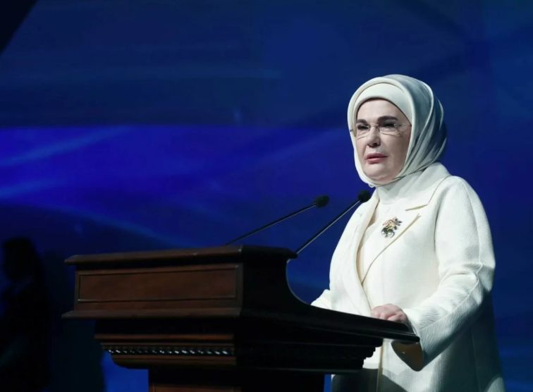 أمينة أردوغان تفتتح المنتدى الدولي لصفر نفايات في إسطنبول