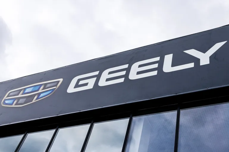 جيلي تحطم أرقام "غينيس" بمحرك فائق الكفاءة