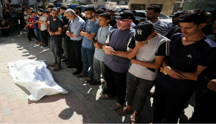 4 شهداء وعدة إصابات في قصف الاحتلال شقة سكنية بمدينة غزة