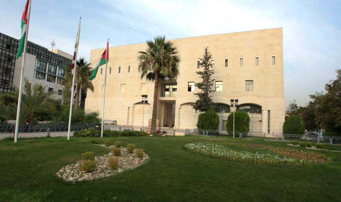 الأمانة: لا تعيينات في وظيفة "عامل وطن"