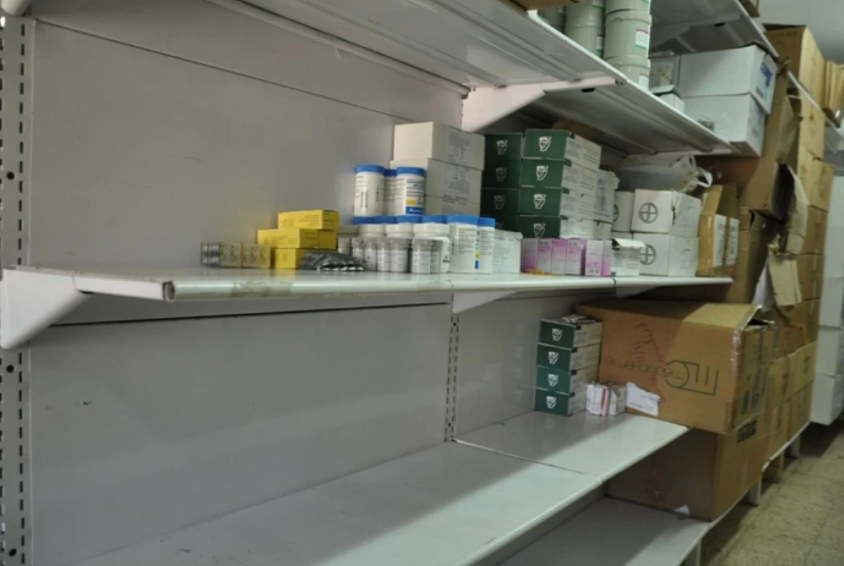 أزمة القطاع الصحي الفلسطيني: كارثة تهدد حياة آلاف المرضى تحت وطأة الحصار المالي