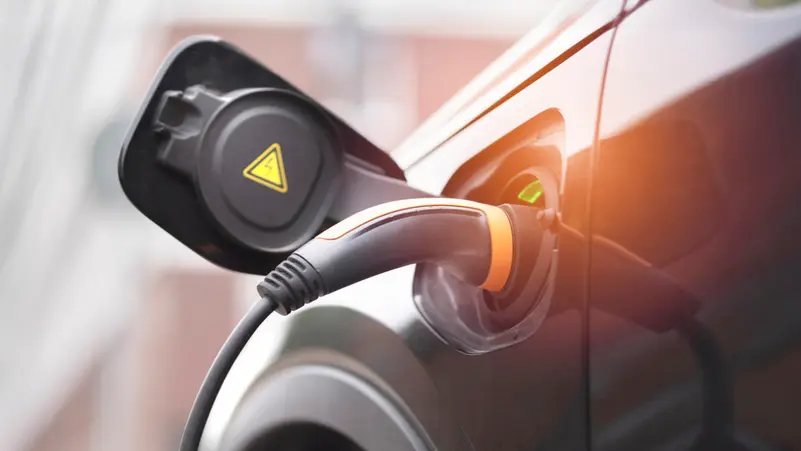 تراجع مبيعات السيارات الكهربائية في أميركا بعد إلغاء الإعفاءات الضريبية