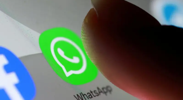 "واتساب" يطرح ميزة الحسابات المتعددة لجميع مستخدمي آيفون