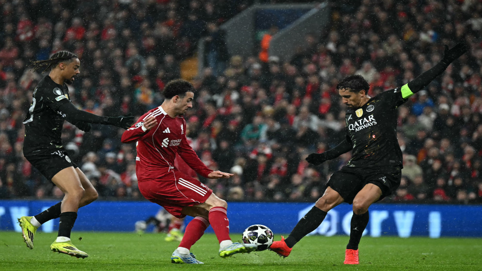 سان جيرمان حامل اللقب يجدد فوزه على ليفربول ويبلغ نصف نهائي دوري أبطال أوروبا