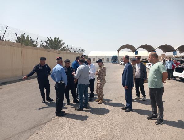 تخصيص مسرب للسرفيس في جسر الملك حسين