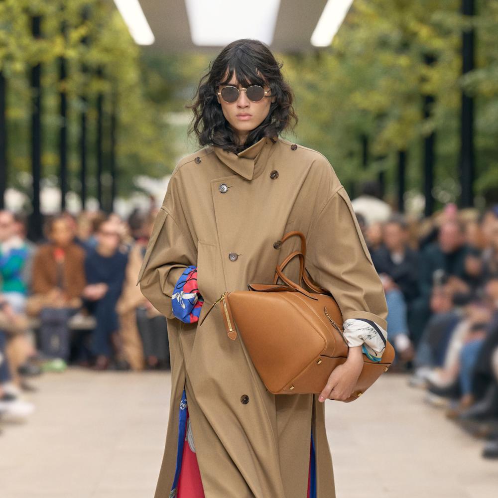 الترانش في ربيع وصيف 2026 ..  قطعة ذكية لا تعرف التقاعد