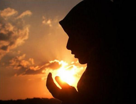 امرأة سمِعَ الله شكواها