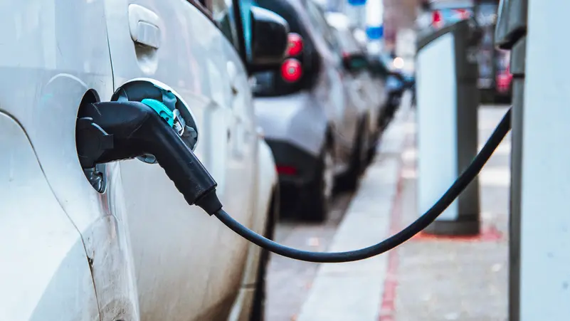 السودان يخطط لتصنيع السيارات الكهربائية