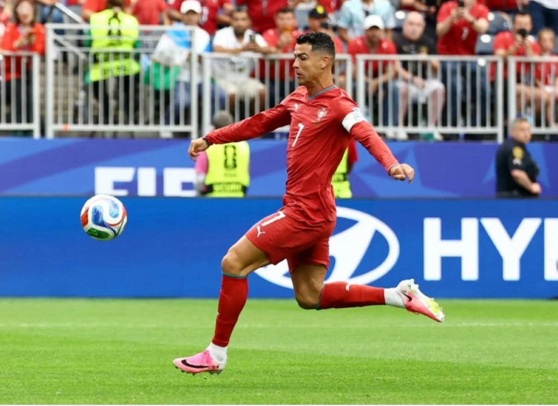 رونالدو: "لقد عدت" ..  وثنائية تقود البرتغال نحو ثمن نهائي المونديال