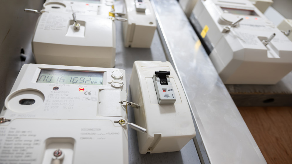 تحديد تعرفة فرق أسعار الوقود في فاتورة الكهرباء لنيسان بقيمة "صفر"