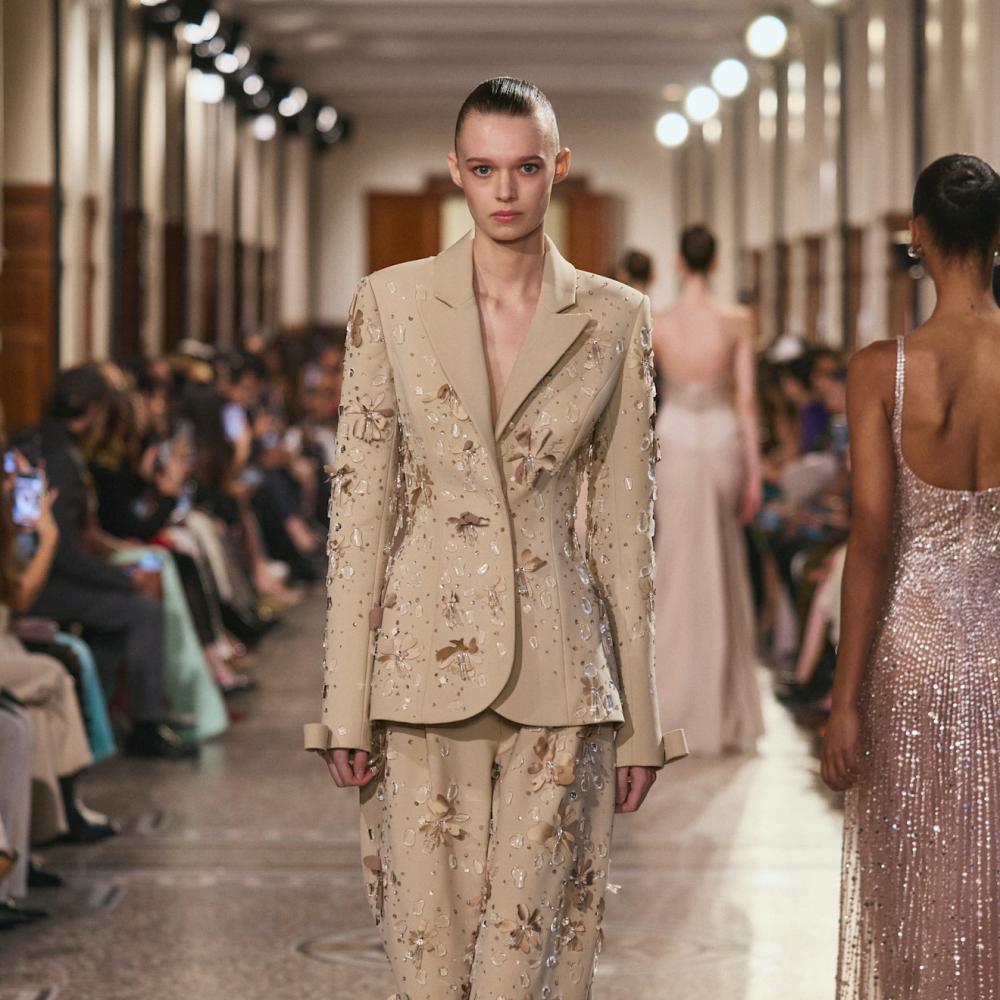 7 إطلالات راقية لجمعات رمضان… فخامة بلا مبالغة