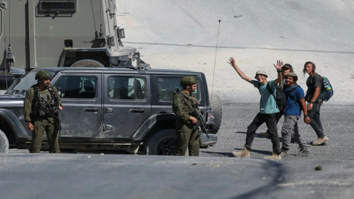مستوطنون يهاجمون منازل الفلسطينيين في قرية تل جنوب غرب نابلس