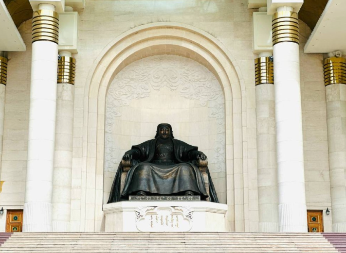 بعد 800 عام من وفاته ..  لماذا بقي قبر جنكيز خان مجهولاً حتى الآن؟