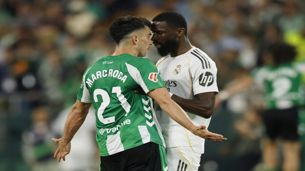 بيتيس يفرض التعادل على ريال مدريد ويقوض آماله في اللقب