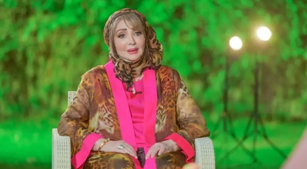 شهيرة تروي تفاصيل وداع أحمد زكي وتحسم جدل نجلاء فتحي