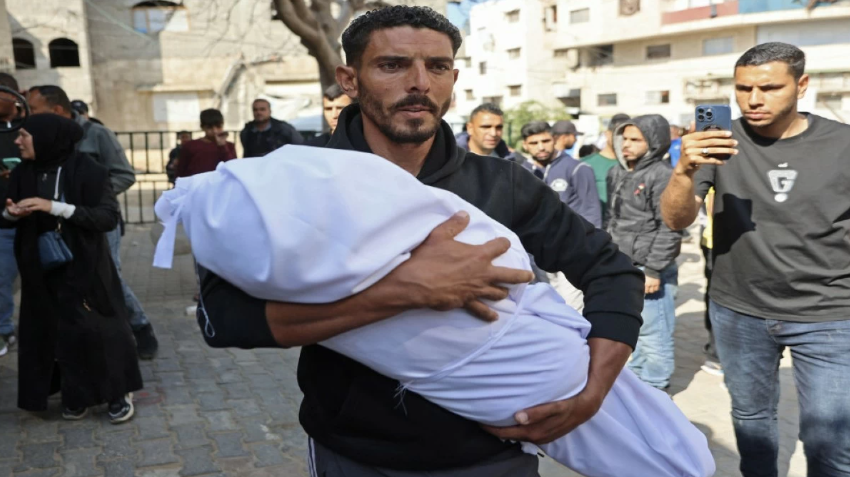 ارتفاع حصيلة الشهداء في غزة إلى 72,773 منذ بدء العدوان