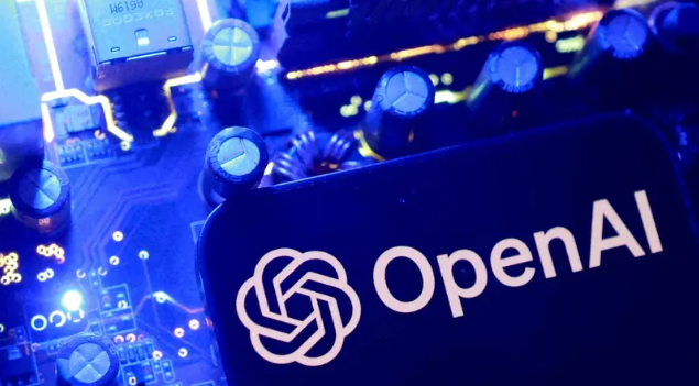 "OpenAI" تطلق GPT-6 Sol وLuna بتكلفة وأخطاء أقل