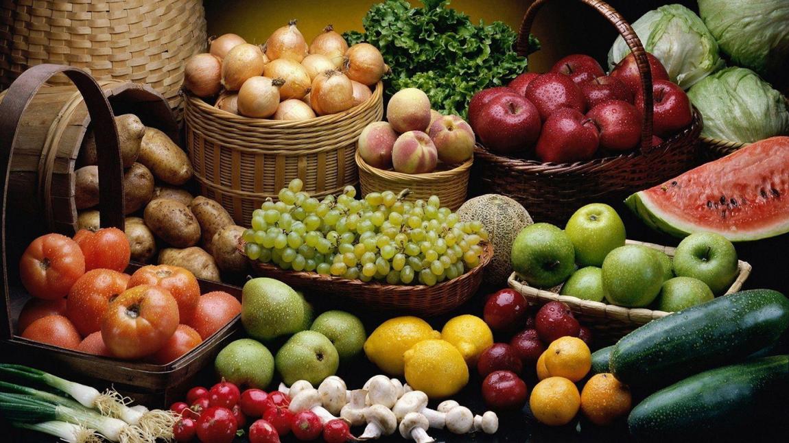 أسعار الخضار والفواكه في السوق المركزي الثلاثاء