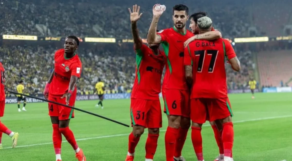 شباب الأهلي يهزم الاتحاد بثنائية آزمون بدوري أبطال آسيا للنخبة