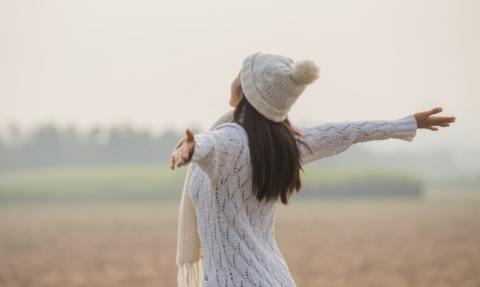 كيف يساعد التفاؤل في تحسين الصحة النفسية؟ وخطوات واقعية لاكتسابه