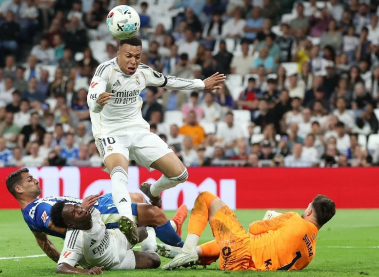 ريال مدريد يستعيد توازنه ويقلص الفارق مع برشلونة