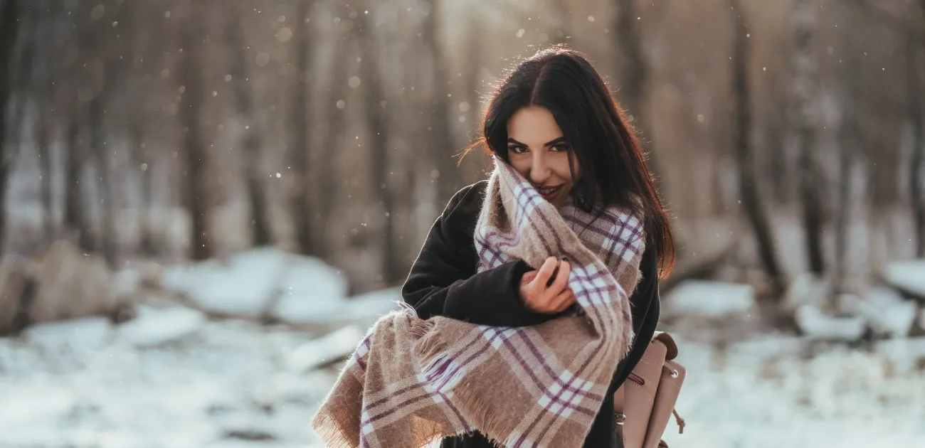 إطلالات رائعة بالسكارف في الشتاء ..  جمال وأناقة لا مثيل لهما!