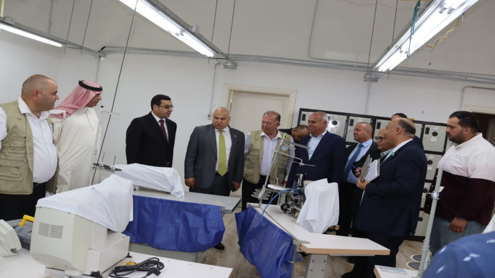 دراسة تحويل مصنع متوقف لإنتاج أكياس قماش بدلاً من البلاستيك