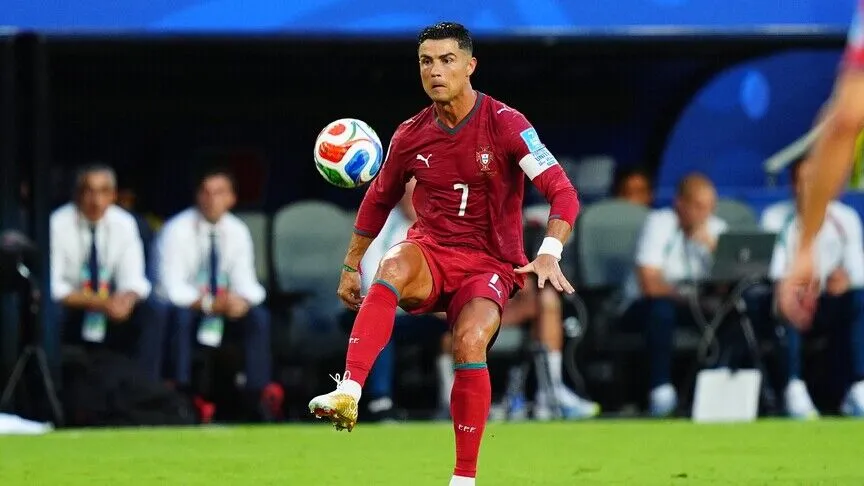 قدم ..  رونالدو يحلم بلقب الأمم الأوروبية وتسجيل الهدف الـ1000 بمسيرته