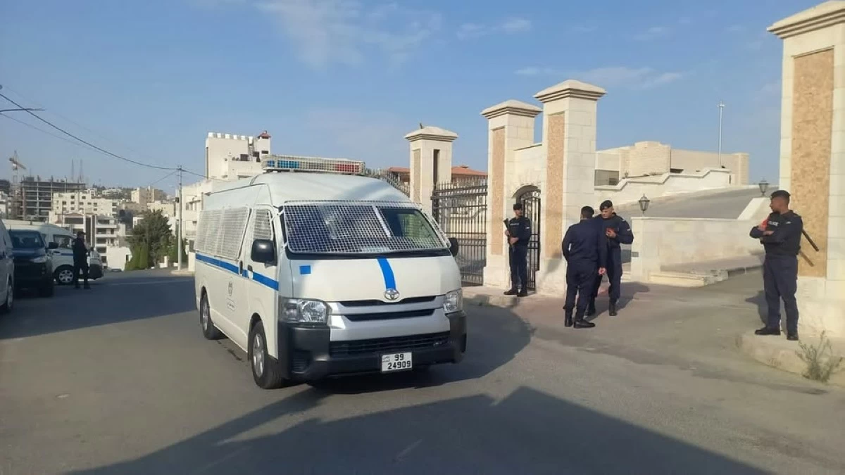 بدء تجمع مشيّعي الشهداء عند الساعة 11 صباحًا أمام مستشفى الكرك