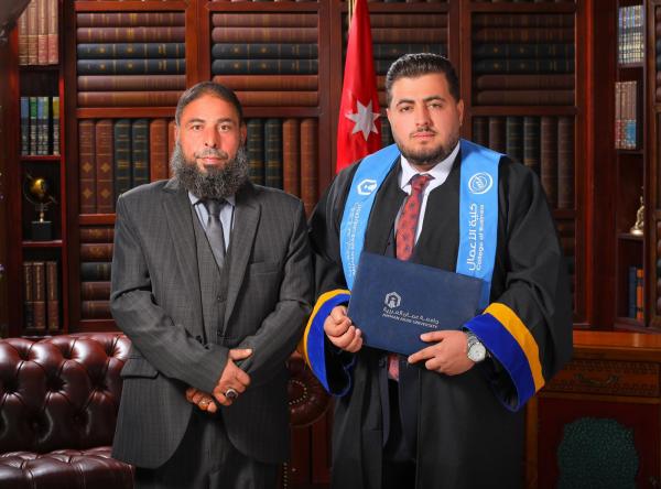 الأستاذ شداد المهيرات ..  مبارك التخرج