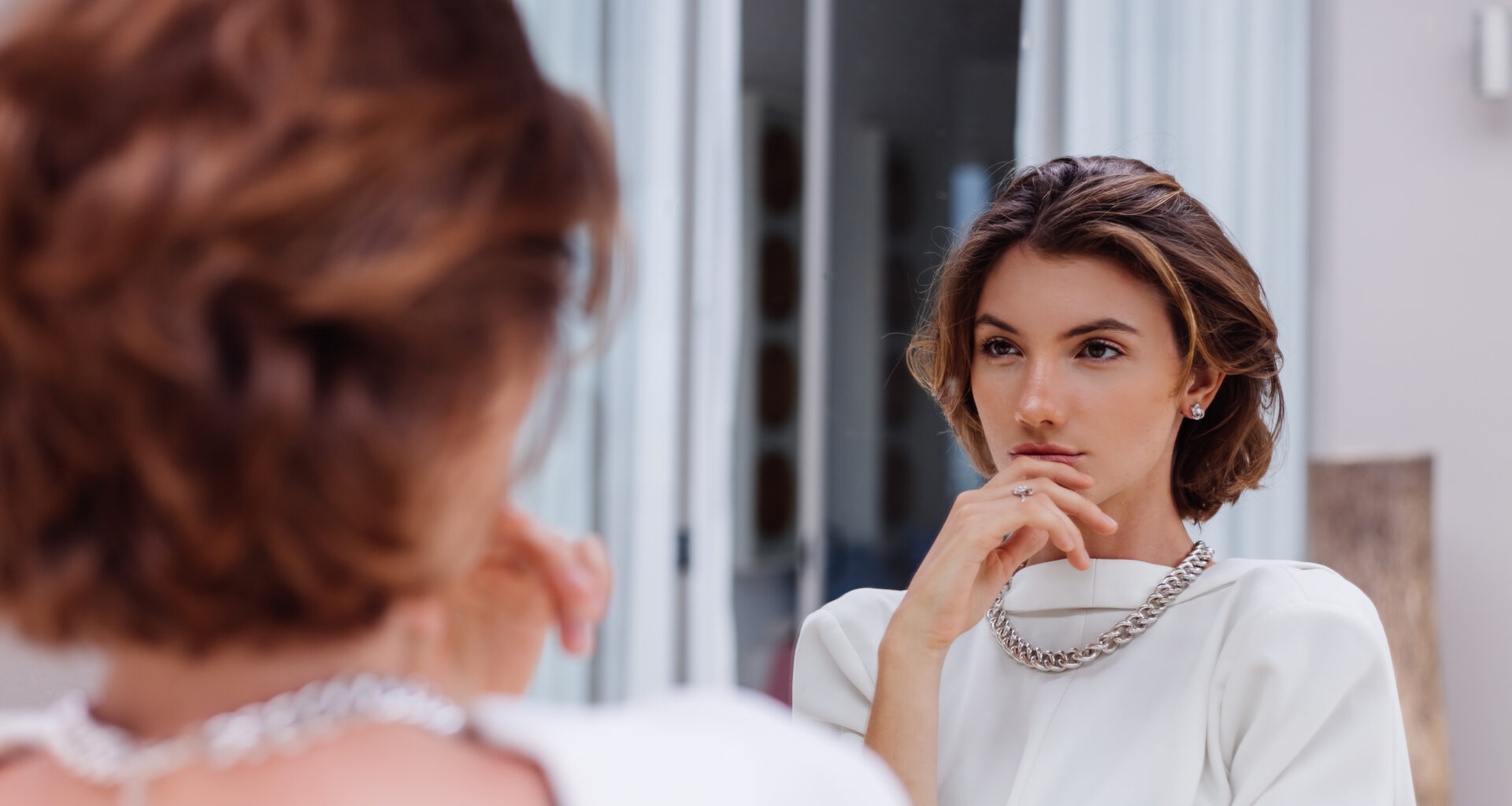 النرجسية أم الثقة بالنفس؟ كيف نميّز بينهما دون الوقوع في فخ الأحكام السريعة