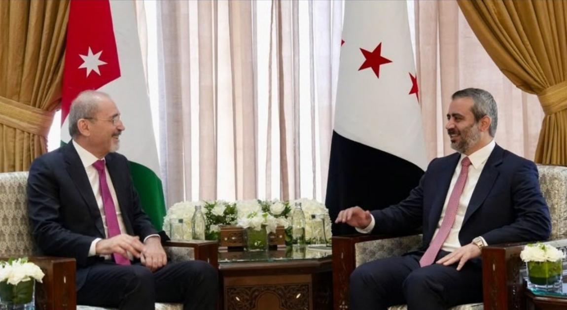 الصفدي والشيباني يجريان مباحثات موسعة
