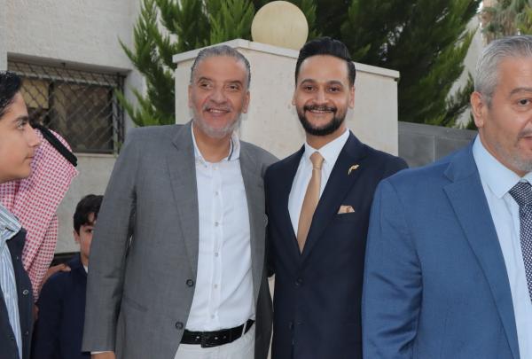 المعتصم بالله عمر الطيب  ..  مبارك عقد القران