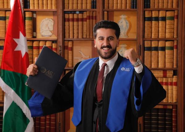 ليث احمد الحياصات  ..  مبارك التخرج