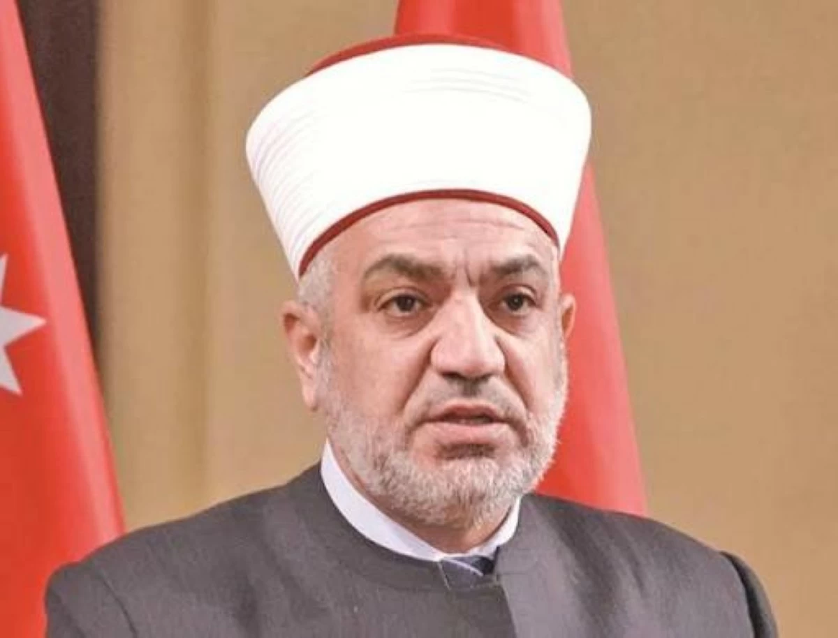 وزير الأوقاف يفتتح ملتقى الوعظ واليوم الخيري والطبي المجاني في أبو نصير