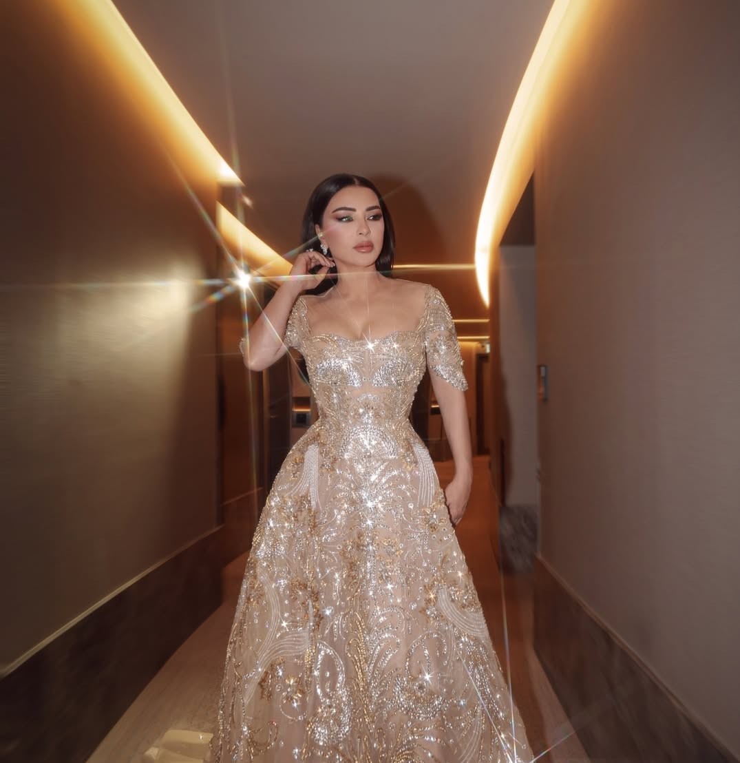 فساتين الأميرات تتصدر أناقة النجمات هذا الموسم