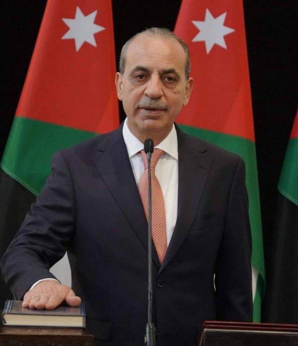 وزير الإدارة المحلية يشيد بالمنتخب وبجهود البلديات
