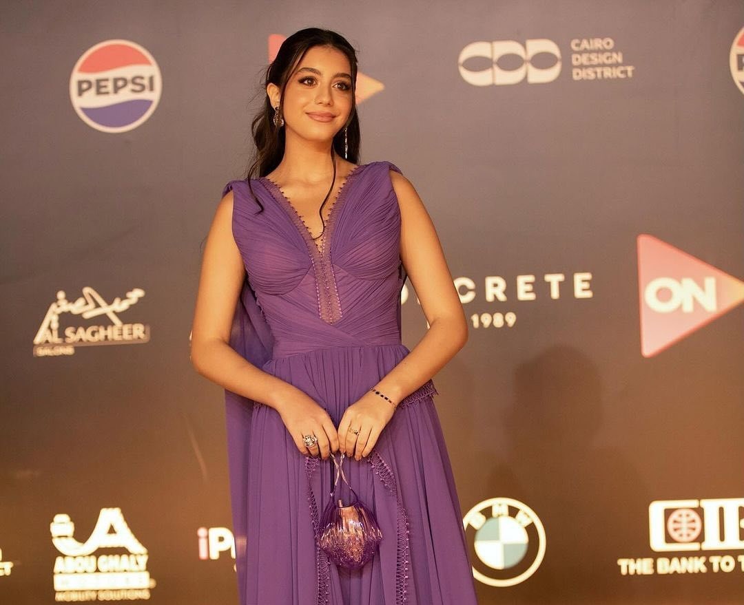 فساتين سهرة للشابات من وحي ياسمينا العبد