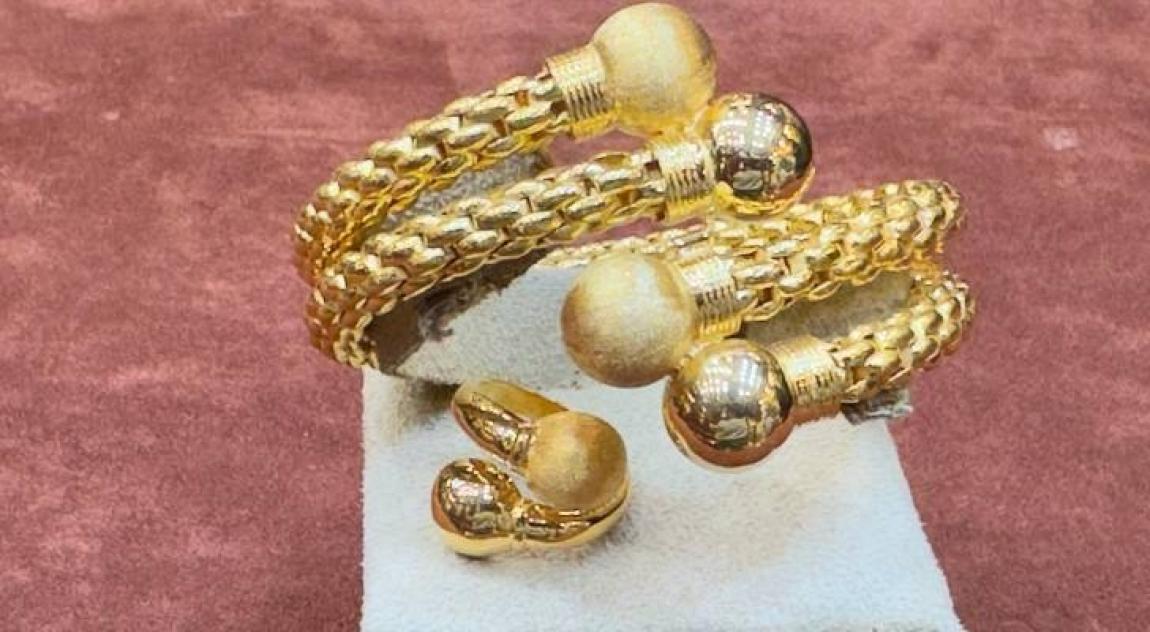انخفاض أسعار الذهب محليا إلى 86.70 دينارا للغرام