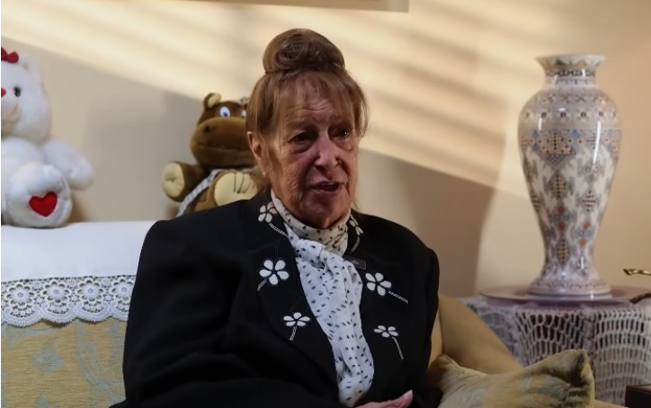 رغم محاولة طمس الأدلة ..  القبض على المتورطين في سرقة منزل منى واصف في سوريا 