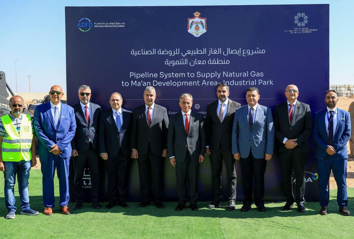 حسان يضع حجر الأساس لمشروع إيصال الغاز الطبيعي لمدينة الروضة الصناعية