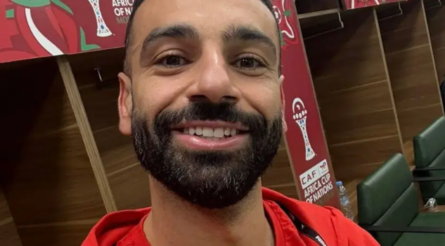 "ليل" أول أبنائه الذكور ..  محمد صلاح يستقبل مولوده الثالث 