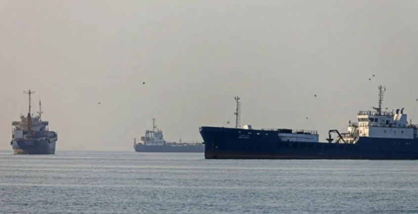 واشنطن تطالب طهران ببيان يؤكد التزامها بوقف الهجمات في هرمز