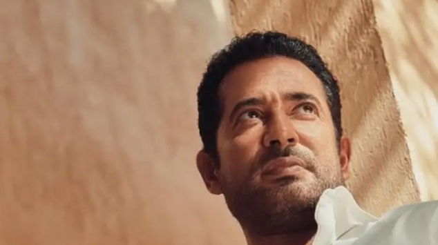 لقاء صدفة جمع عمرو سعد بعادل إمام ..  ونصيحة مفاجئة